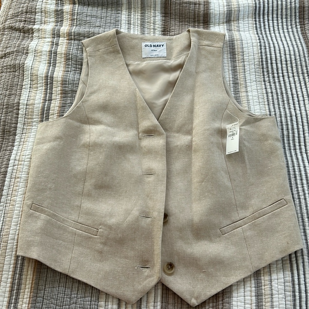Old navy linen vest